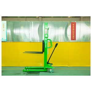 手动叉车堆垛机用于仓库液压手动堆垛机 - Product Image 1