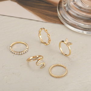 <strong>Europe</strong> and the United States New Retro Inlaid Pearl Chain Ring butterfly Ring Ins Ring Set of 10 Pieces