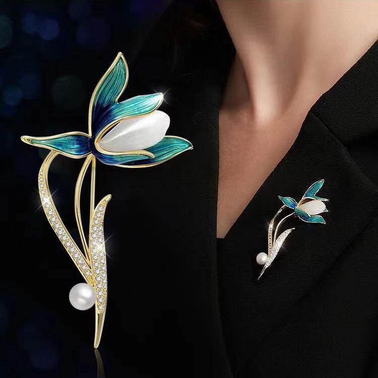 Golden Magnolia Brooch
