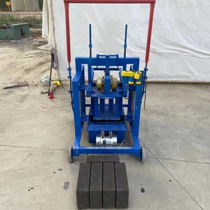 Máquina para hacer bloques de hormigón movibles a la venta Máquina para hacer bloques diésel móvil manual pequeña en Zambia - Product Image 4