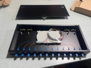 テレコム機器用のSC12ポート光ファイバー分配ODFフレームパッチパネル - Product Image 6