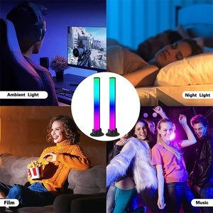 ไฟ LED ควบคุมด้วยเสียง RGB แบบชาร์จได้โคมไฟจังหวะดนตรี