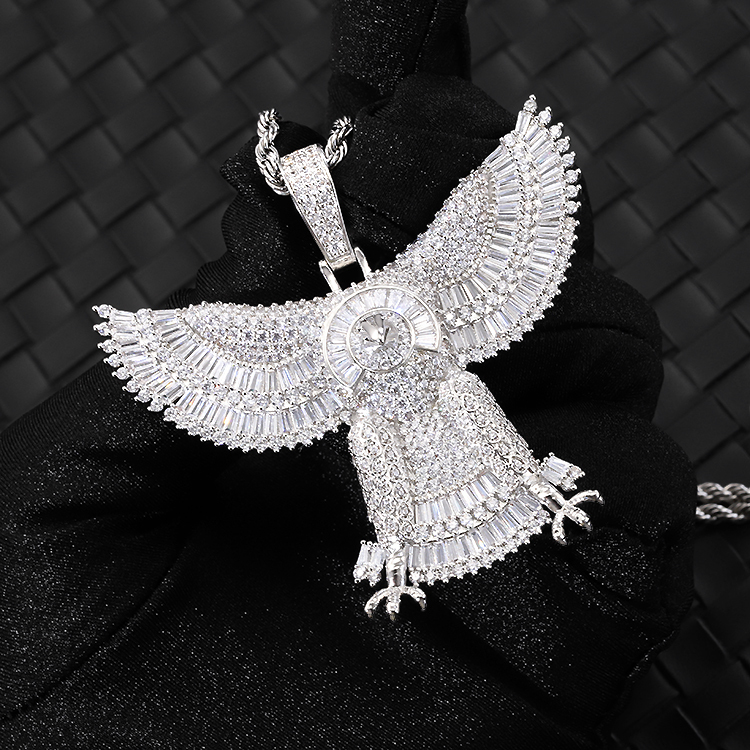 Pendentif aigle