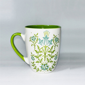 批量订购最新花卉设计陶瓷咖啡杯，带彩色釉面和彩色手柄。 - Product Image 4