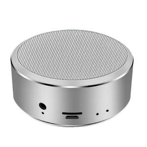 定制麦克风电源铝合金迷你圆形无线蓝牙扬声器 - Product Image 3
