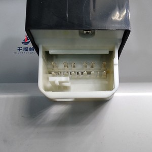 Qsf Điện Thạc Sĩ Cửa Sổ Chuyển Đổi Trái Phía Trước 84820-52250 8482052250 84820 52250 Cho 2007-2011 Toyota Yaris Camry - Product Image 4