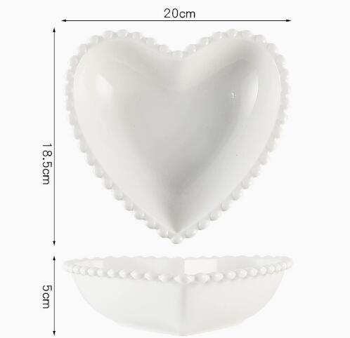 Bol coeur blanc de 8 pouces
