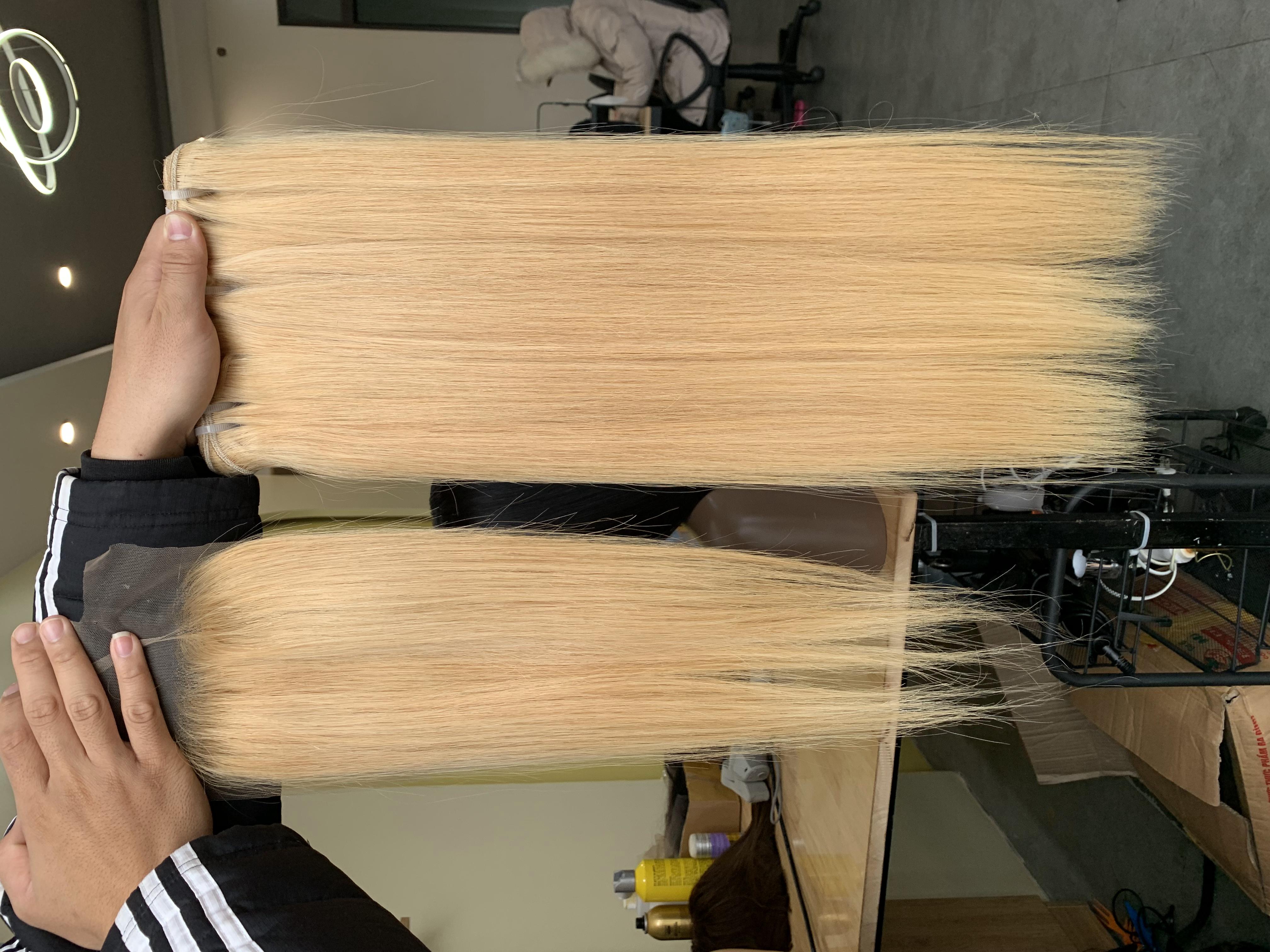 blond