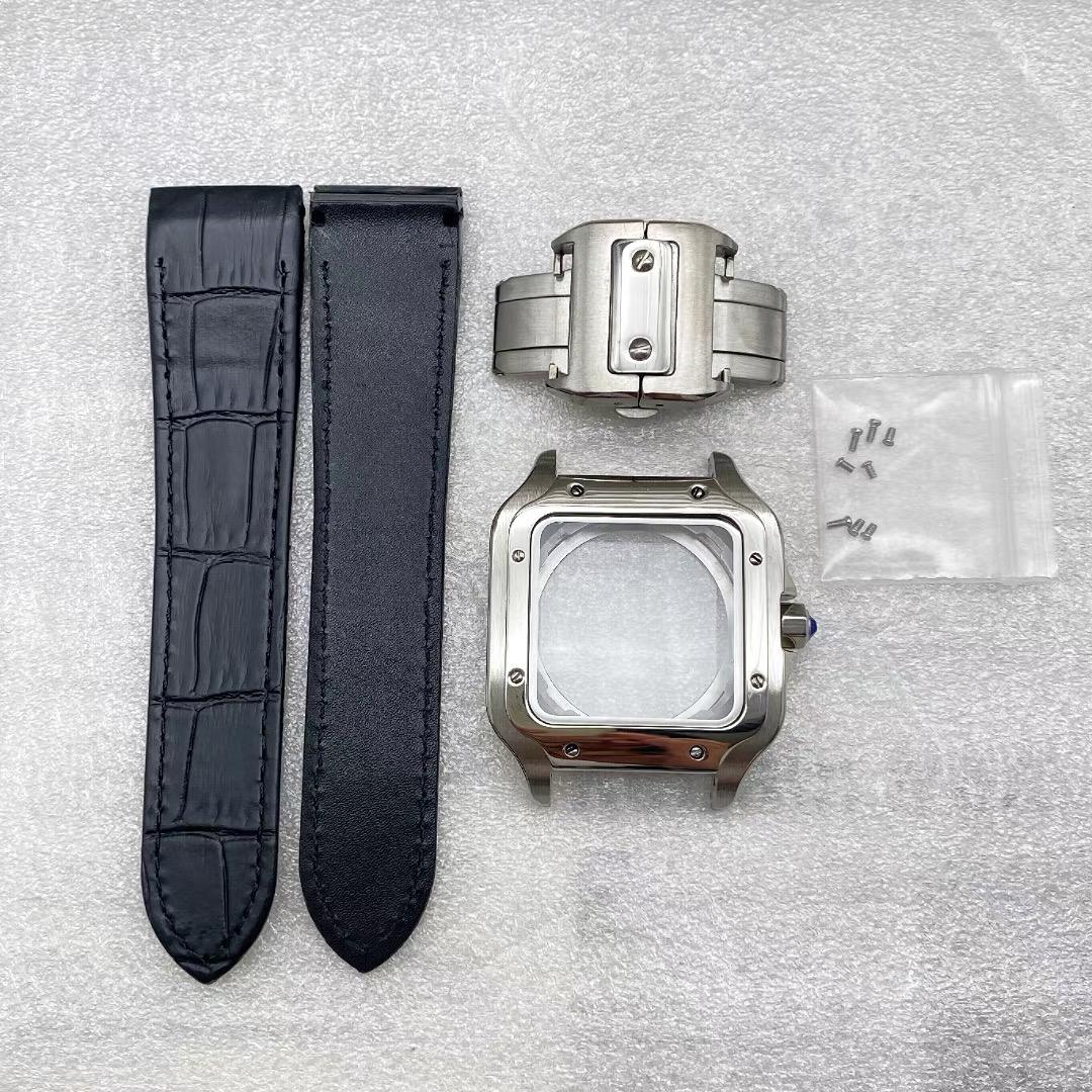 Boîtier argenté - Bracelet en cuir noir