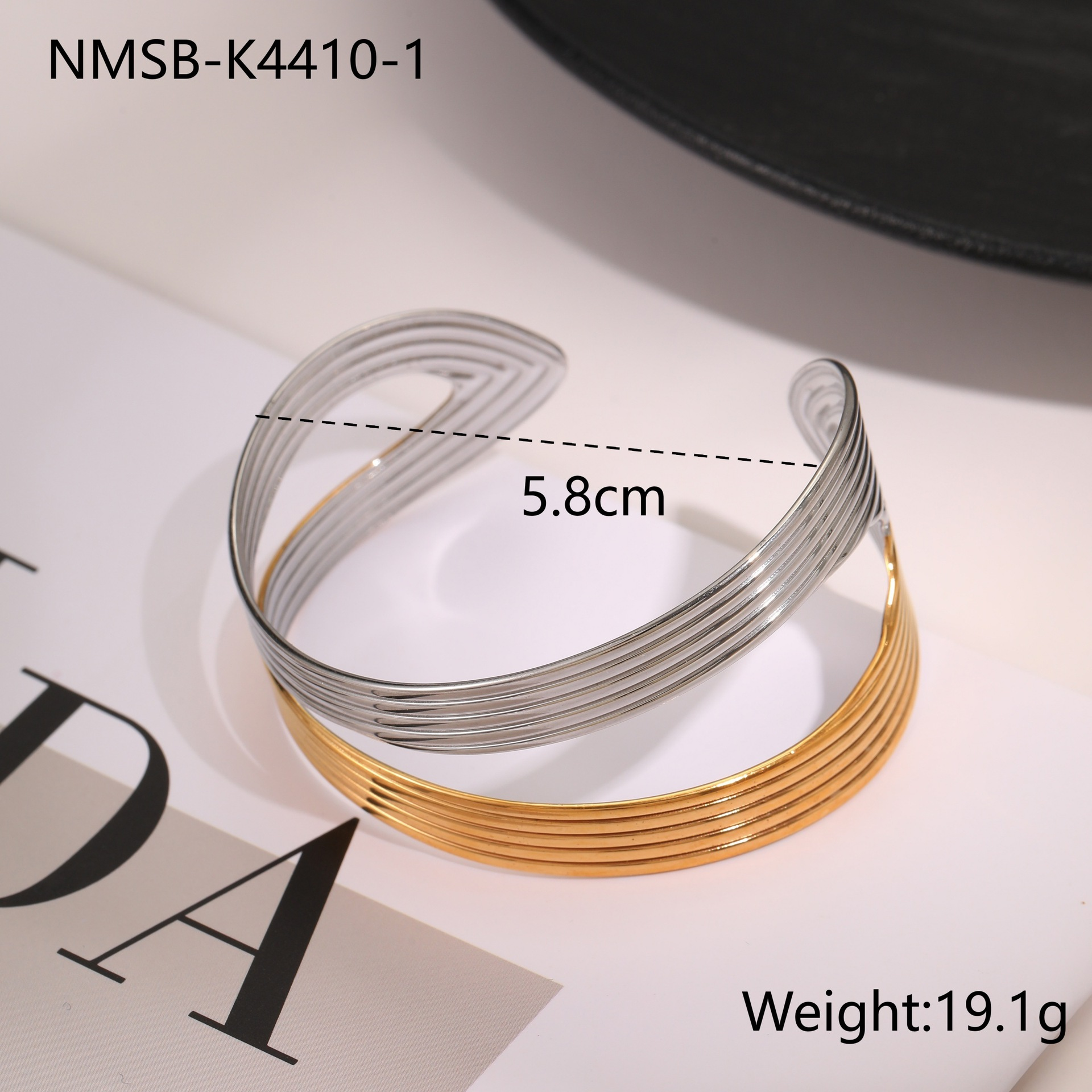 สร้อยข้อมือ NMSB-K4410-1 แบบสีตัด