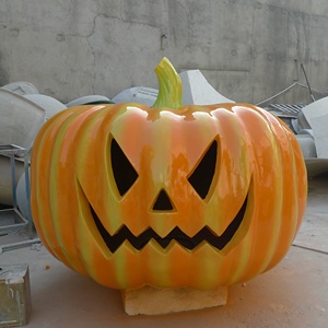 ハロウィーンの装飾のための巨大なオレンジ色のグラスファイバー屋外ハロウィーンカボチャ