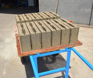 Construção Machinery <span class=keywords><strong>QTJ4</strong></span>-24 Semi <span class=keywords><strong>Automatic</strong></span> Cimento Solid <span class=keywords><strong>Block</strong></span> <span class=keywords><strong>Making</strong></span> <span class=keywords><strong>Machine</strong></span>