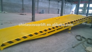 Plataforma de carga móvil industrial con alta capacidad de carga y construcción duradera para un manejo eficiente de la carga - Product Image 4