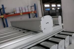 Xách tay khung nhôm cuộn lên hiển thị Kinh Tế in quảng cáo biểu ngữ đứng cho xúc tiến - Product Image 3