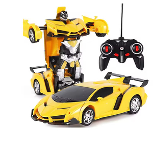 Luckykoo <span class=keywords><strong>Robot</strong></span> intelligente in scala 1:18 trasformare auto 2.4G telecomando deformazione con caricatore incluso