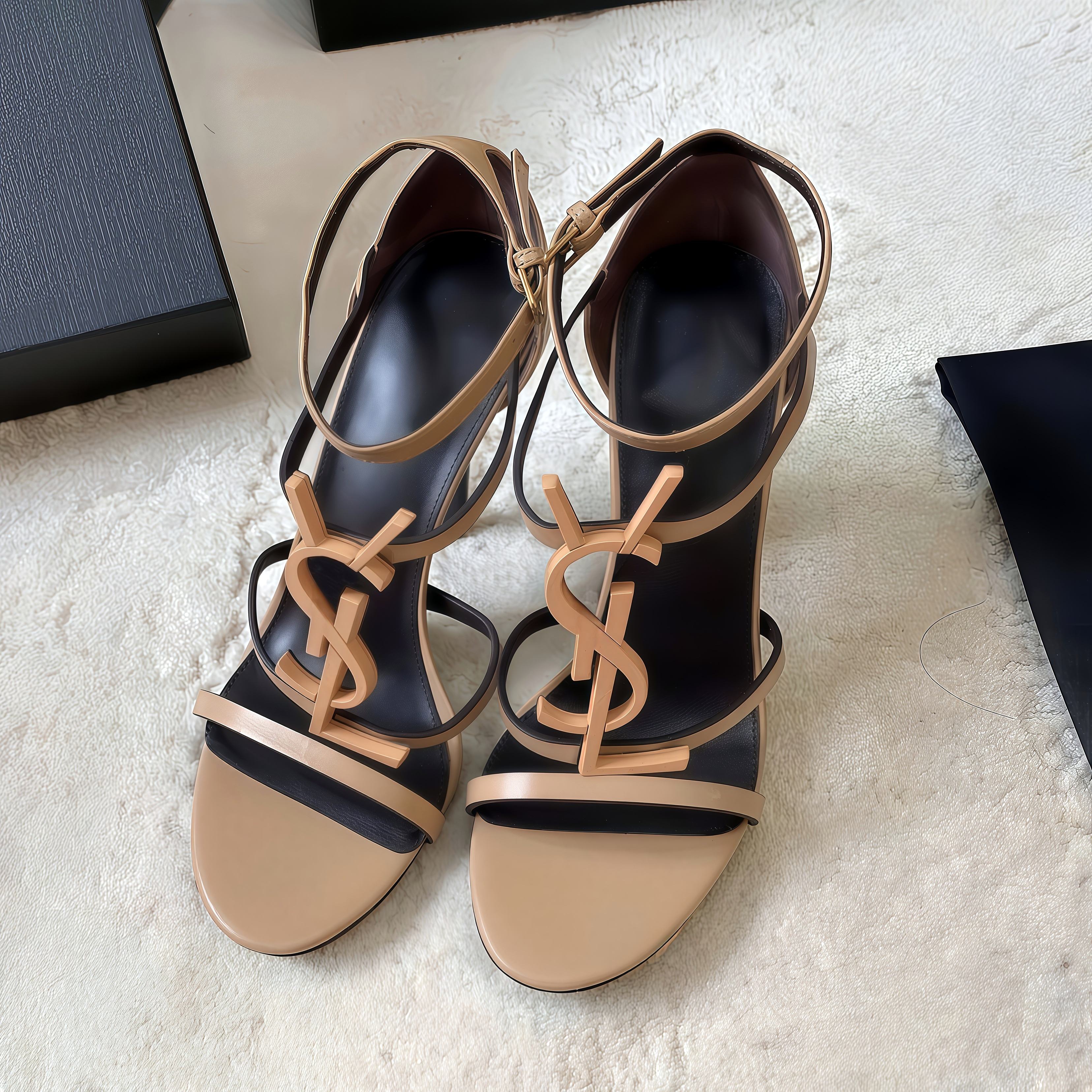 สีกากี 8 ซม. หรือ 10 ซม.