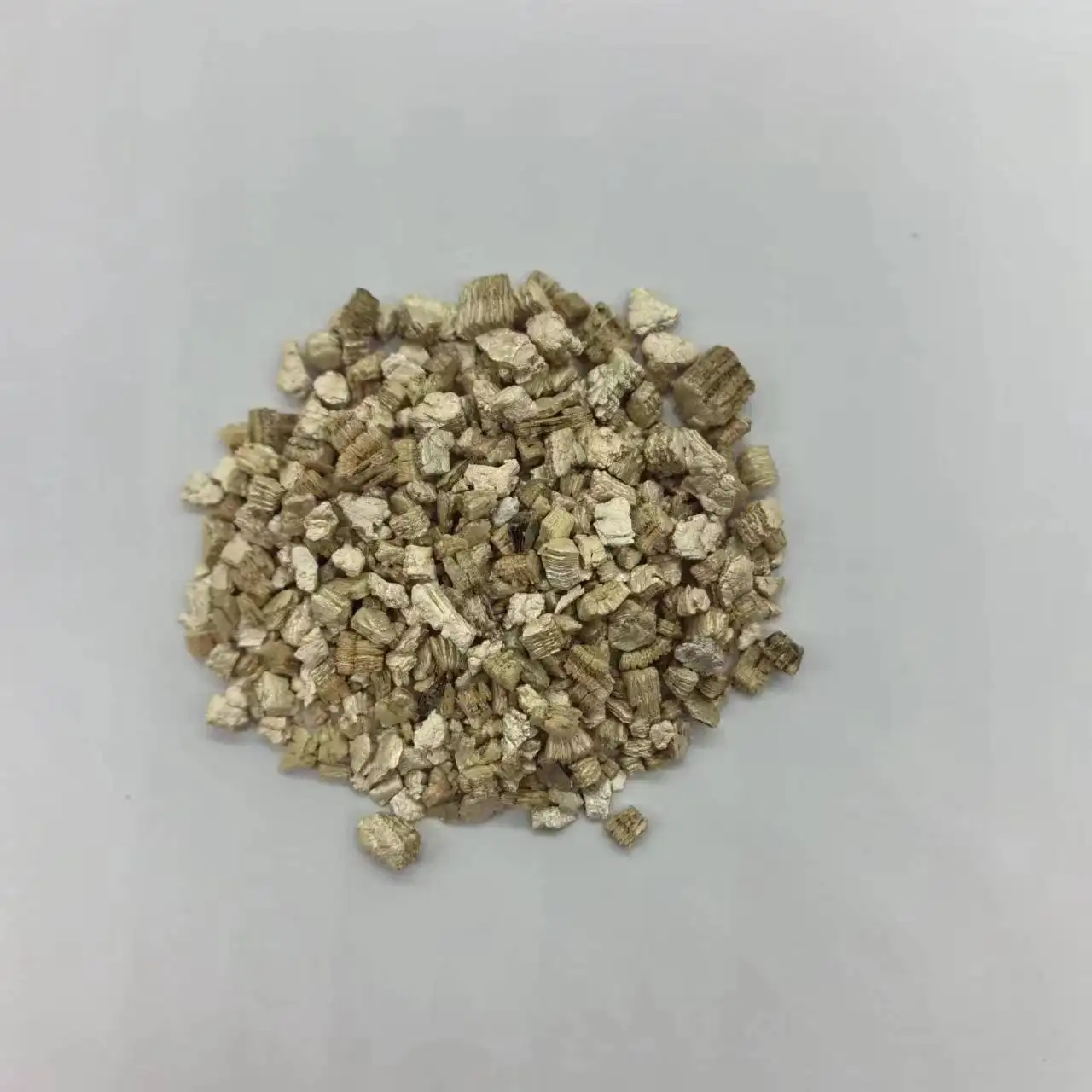 vermiculite for plants vermiculite price fine vermiculite powder used for horticultural soil improvement