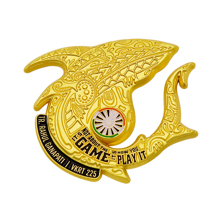 Pin de insignia de recuerdo chapado en oro