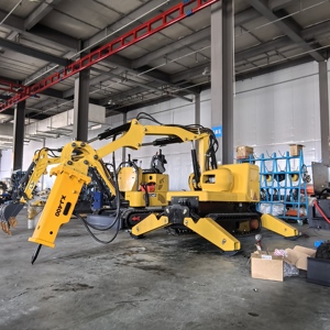 Kazma/kırma/kapma ve temizleme madenleri için Mini ekskavatör 2ton uzaktan kumanda yıkım robotu patlatma robotu