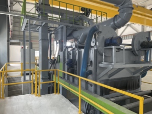 H kiriş çelik için yüksek verimli % makaralı konveyör geçiş tipi tekerlek Blaster | Elektrik ve yakıt motoru | Shot püskürtmeli temizleme makinesi - Product Image 2