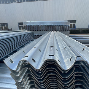 Barriera di sicurezza del raggio stradale AASHTO M180 distanziatore del mercato delle filippine barriera di traffico zincato a caldo - Product Image 1