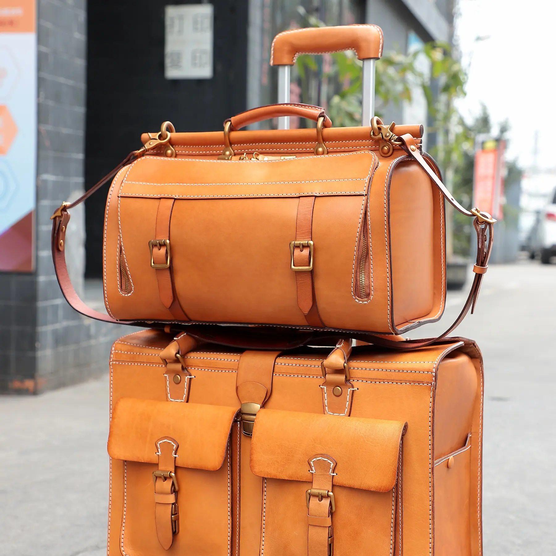 Moda bagaj çantası seyahat Tote çanta açık haftasonu omuz bagaj su geçirmez spor hakiki deri özel Duffel çanta