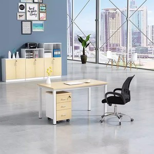 Mesa de ordenador de doble asiento moderna, estación de trabajo de oficina sencilla con ranura para tarjeta para configuración de oficina de cuatro personas - Product Image 4