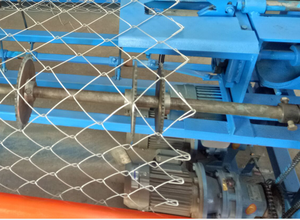Fully <strong>Automatic</strong> Double <strong>Wire</strong> Mesh <strong>Machine</strong> for Chain Link Fence <strong>Automatic</strong> Chain Link Fence <strong>Machine</strong> - Product Image 4