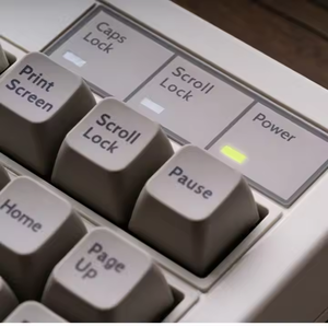 8BitDo Retro 87 Teclas M Versión 2,4G BT Tri-Mode USB 3,0 Interfaz de unidad PBT Office Gaming Teclado mecánico retro universal - Product Image 2