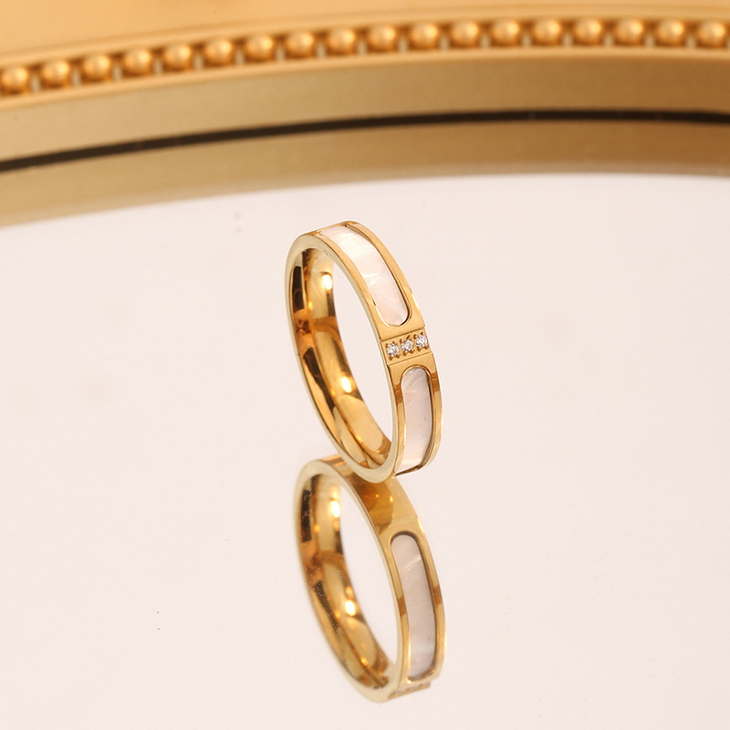 Anillo Fritillaria de Oro