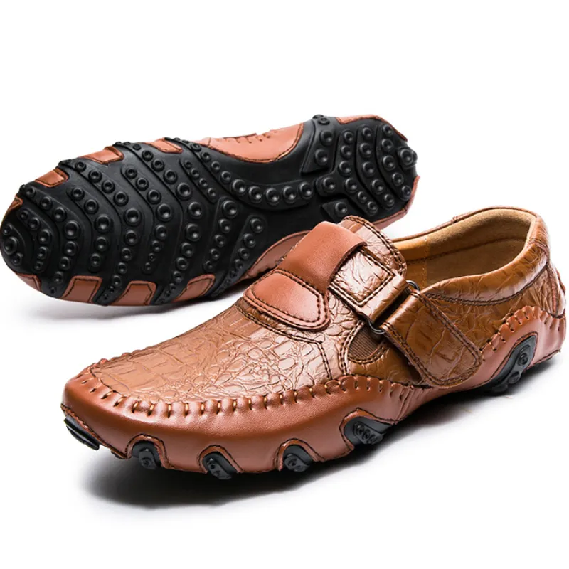 حجم 38-47 جلد طبيعي القيادة الأخفاف مريحة عالية الأداء الرجال جلد حقيقي اللباس الأحذية