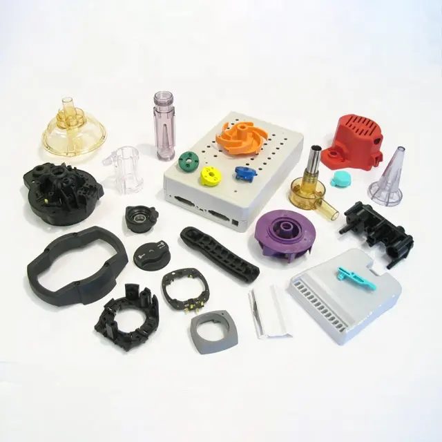 Изготовленная на заказ машина для литья пластмасс под давлением из АБС-ПК электрическая маленькая игрушечная машинка Пластиковые Запасные части для пластиковых игрушек