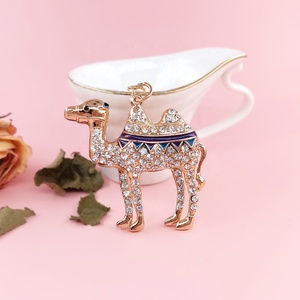迪拜纪念品新款骆驼钥匙扣水钻骆驼钥匙扣 - Product Image 6