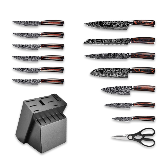 Ensemble de 15 couteaux