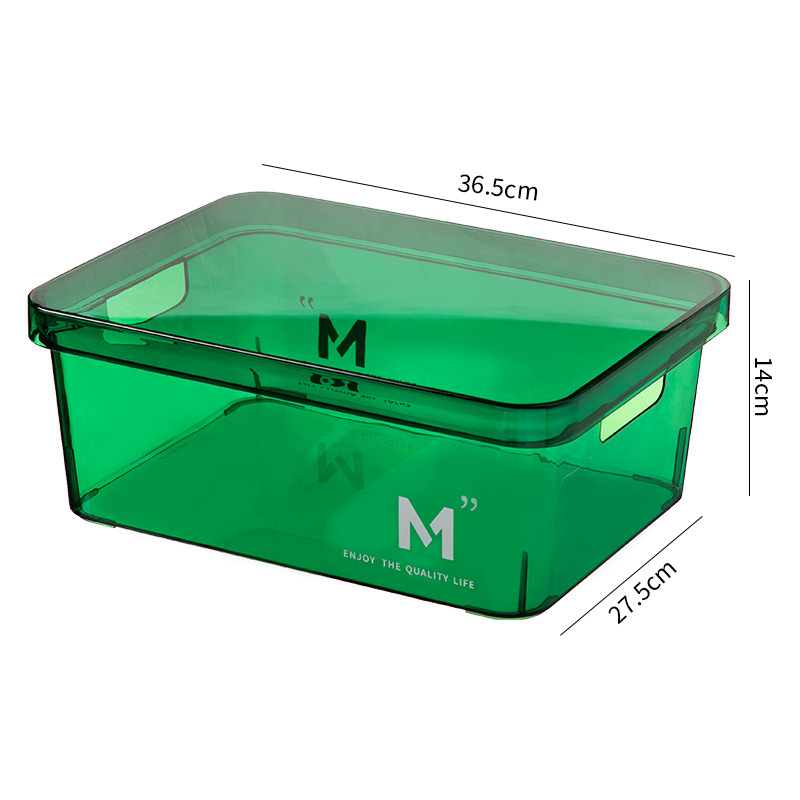 Green M