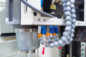 Centro de mecanizado vertical VMC640, fresadora CNC de 3 ejes, Máquina Herramienta de fabricante chino opcional de 4 ejes/5 ejes - Product Image 3