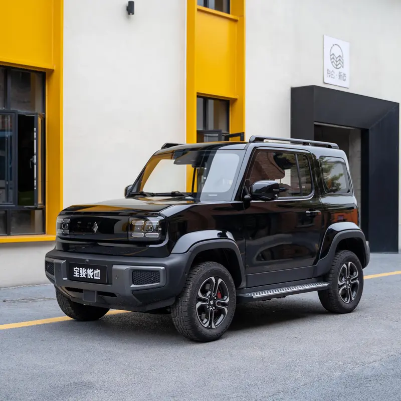 2023 coche eléctrico de nueva energía a la venta nuevo coche eléctrico de alta velocidad de 4 ruedas completamente cerrado Wuling Baojun Yep EV mini SUV
