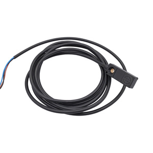 Interruptor de sensor de proximidad inductivo NPN PNP NO NC de 3 cables para uso en detectores de metales con modelos de 12, 12 y 12, 12, 12 - Product Image 1