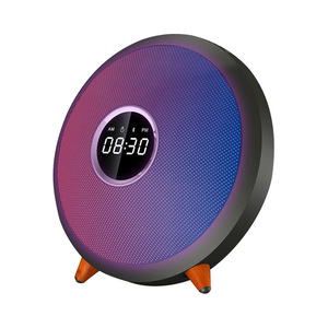 Portátil de alta calidad para altavoz Bluetooth con iluminación LED RGB Audio inalámbrico impermeable para el hogar Potencia de salida de 3W para uso en exteriores - Product Image 6