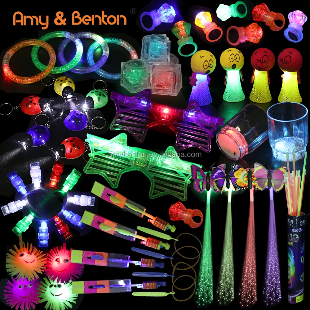 108PCS LED Light-Up Toy Party begünstigt Glow In The Dark, Blinklicht Spielzeug Set für Erwachsene Kinder Geburtstag Halloween