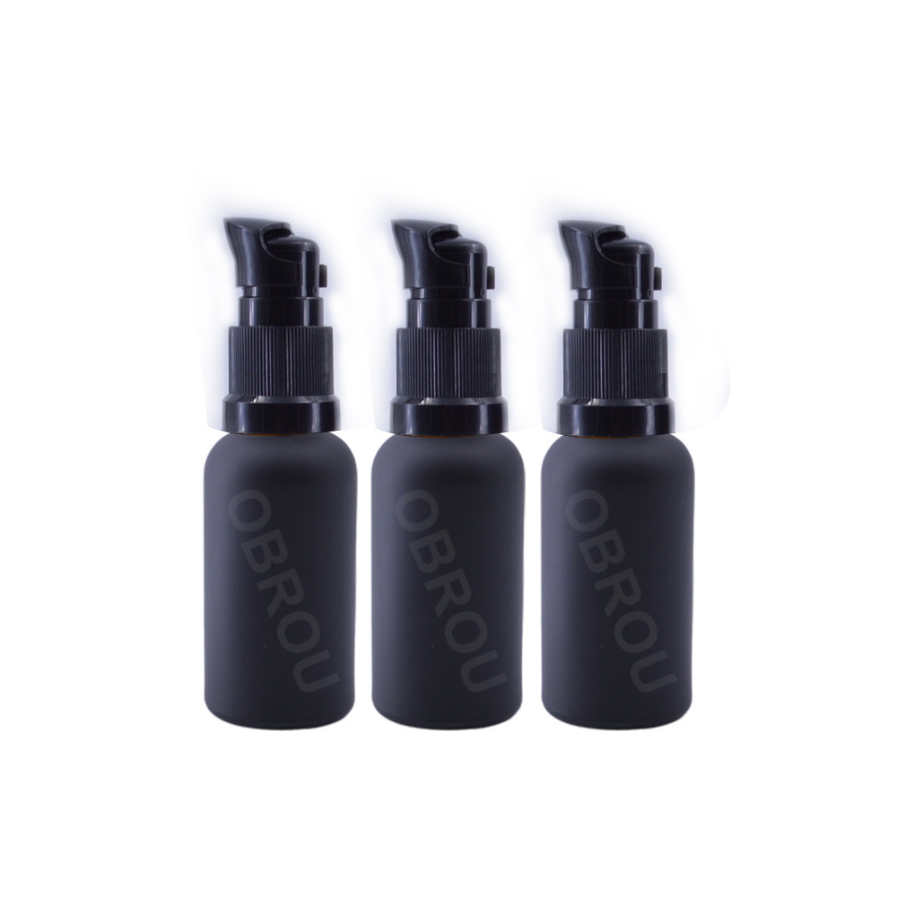 Bouchon pompe en plastique noir 14