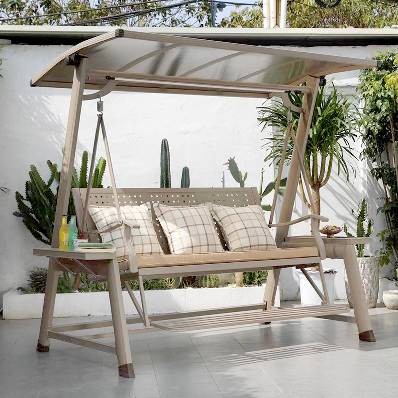 Victoria, fauteuil trois places, dossier droit, plateau PC champagne.