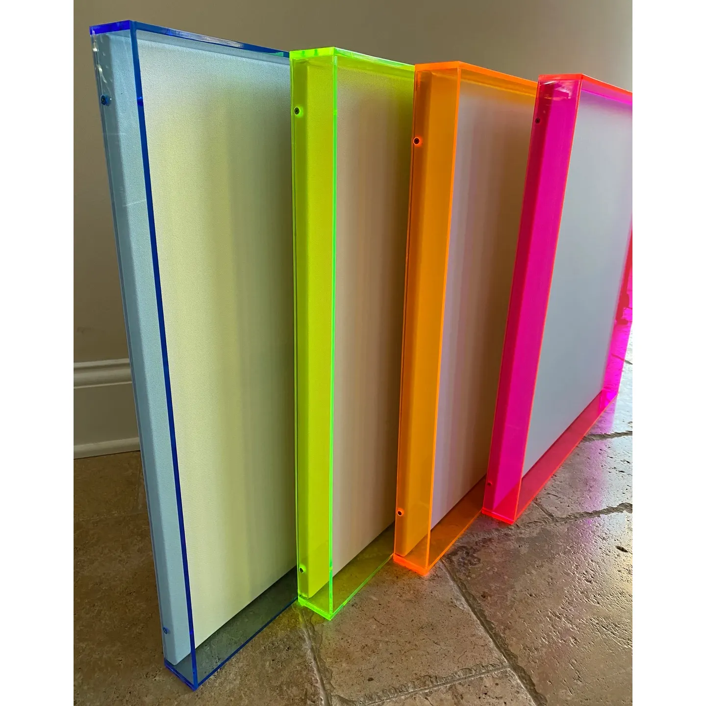 Caja de sombras de colores de alta calidad Marco de neón acrílico colorido