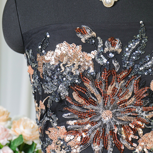 Thêu Lớn Màu Đỏ Hoa Ren Vải Với Bạc Màu Đen Lá Mô Hình Phi <span class=keywords><strong>Sequin</strong></span> Vải Cho Buổi Tối Ăn Mặc Váy Quần Áo - Product Image 3