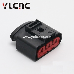 Factory Direct Sale YLCNC 5 Pin Female MAF Automotive Connector Adapter Mass Air Flow Sensor Plug <strong>1J0</strong> <strong>973</strong> 775A DJ7055B-3.5-200-P