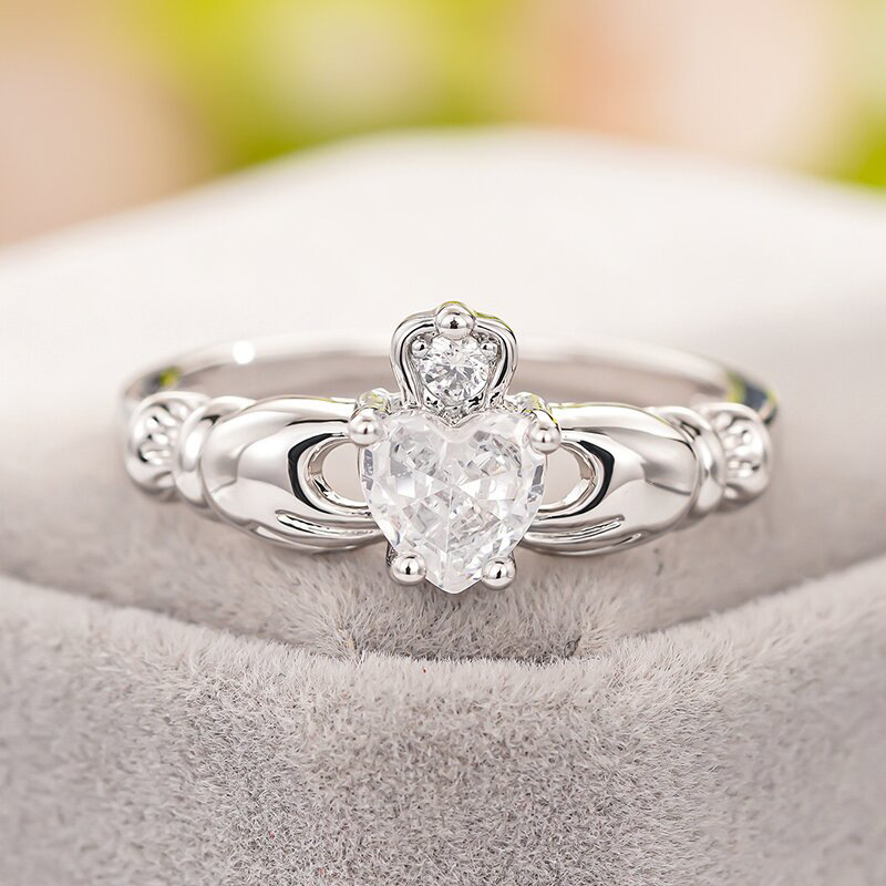 A174 white gold