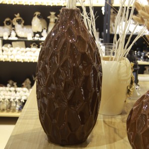 High Quality Glossy <strong>Vase</strong> with Irregular Light Luxury Feeling for Home Decoration - Product Image 5