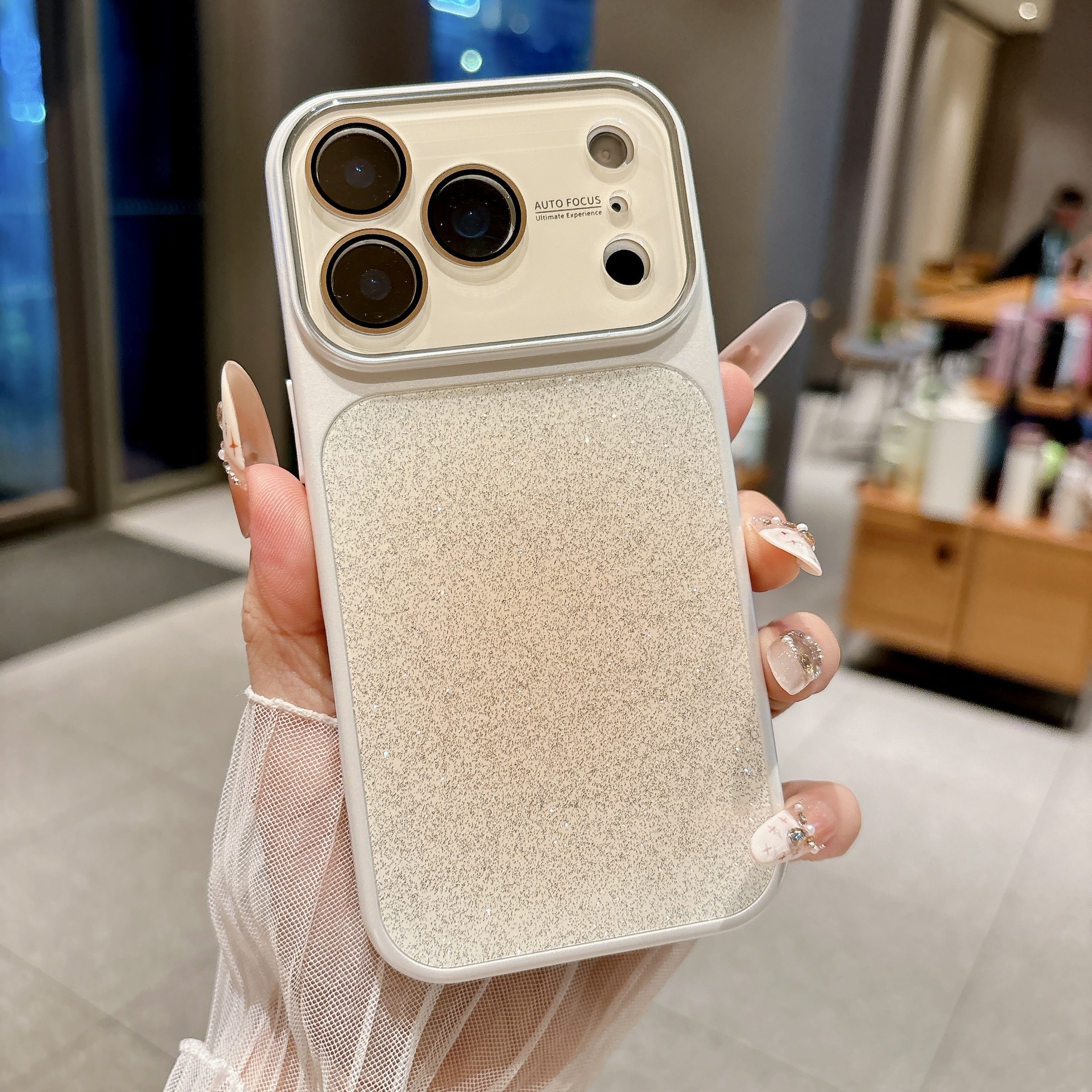 KD Glossy Oil Glitter Halo Teñido en Blanco Caqui