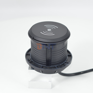Toma de corriente con ojal USB oculta integrada redonda de múltiples capas con cargador inalámbrico - Product Image 6