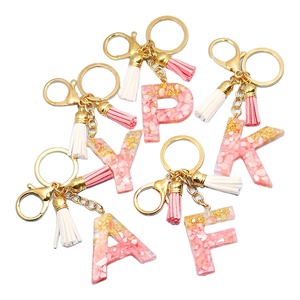 Diy anahtarlık aksesuarları Pvc reçine İlk mektup anahtarlıklar Glitter 26 alfabe kristal pembe taş püskül anahtarlık kolye anahtar - Product Image 1